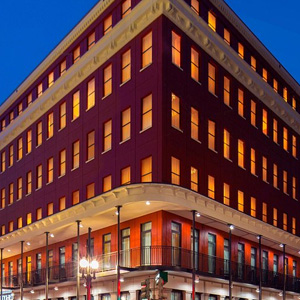 Courtyard New Orleans Downtown Near the French Quarter