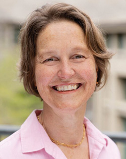 Simon-Thomas, Emiliana